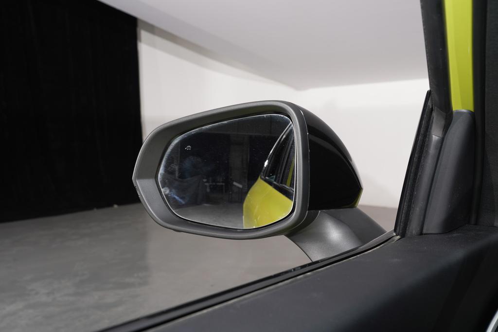 超跑同款技术，一公里6毛，体验北汽魔方。