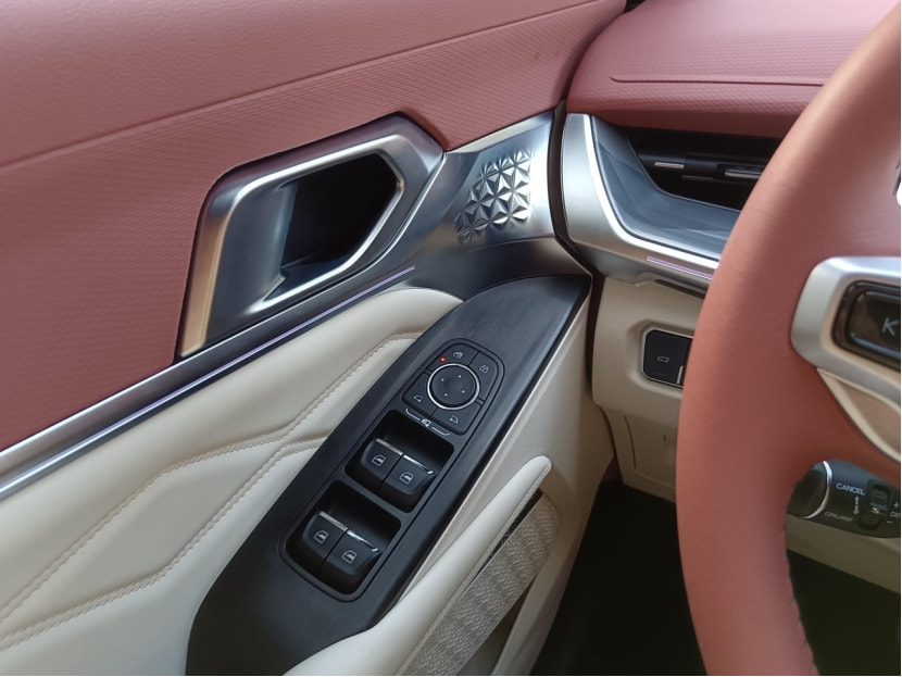 如何评价哈弗神兽？细节，还是细节!