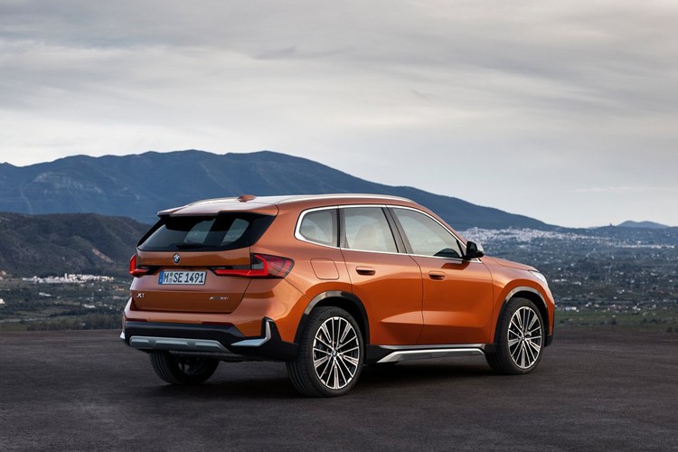 宝马x1电混落地价,宝马插电式混动x1