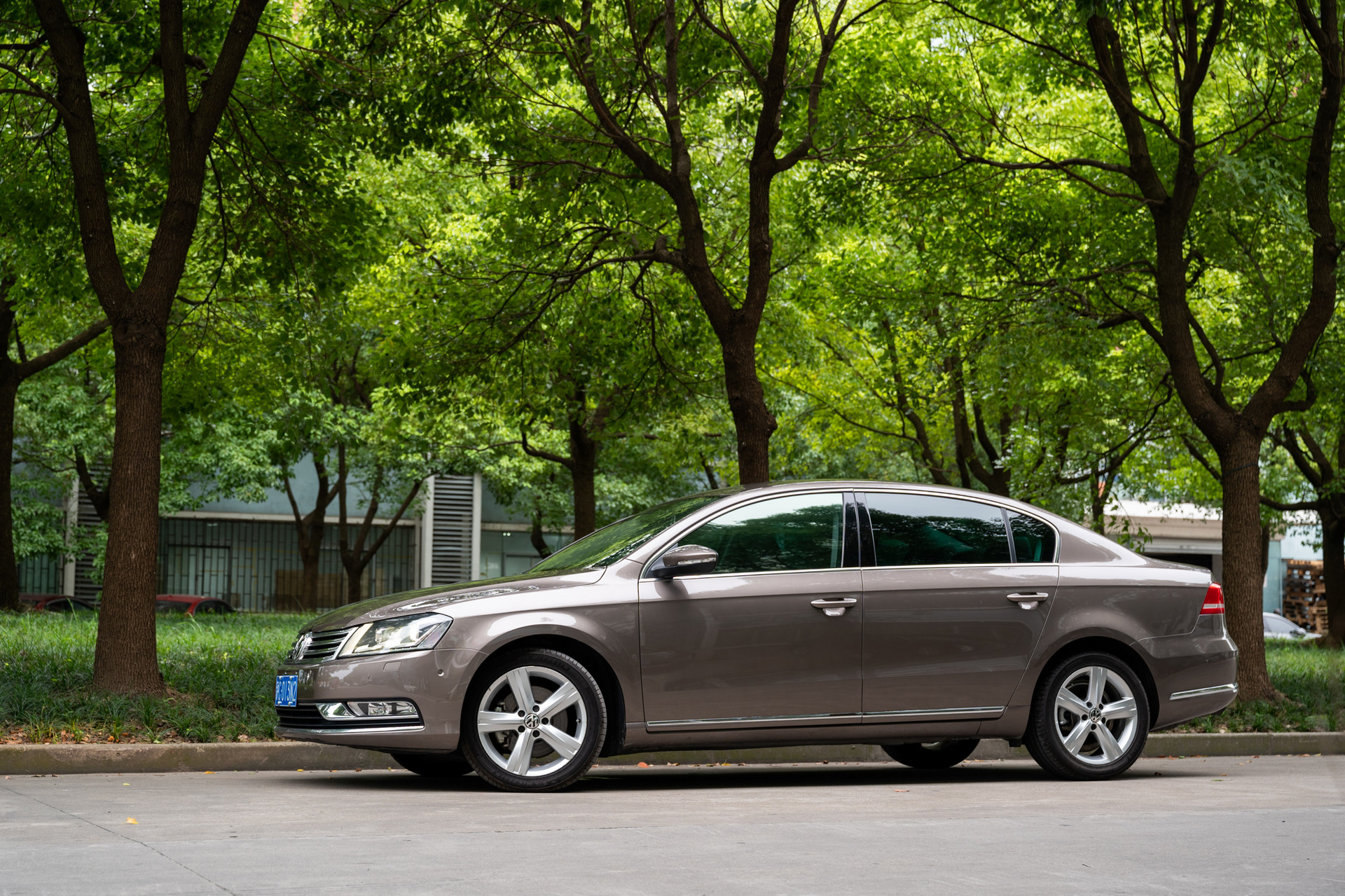 16款迈腾1.8t智享豪华版二手价格,全网最低二手20款迈腾豪华型