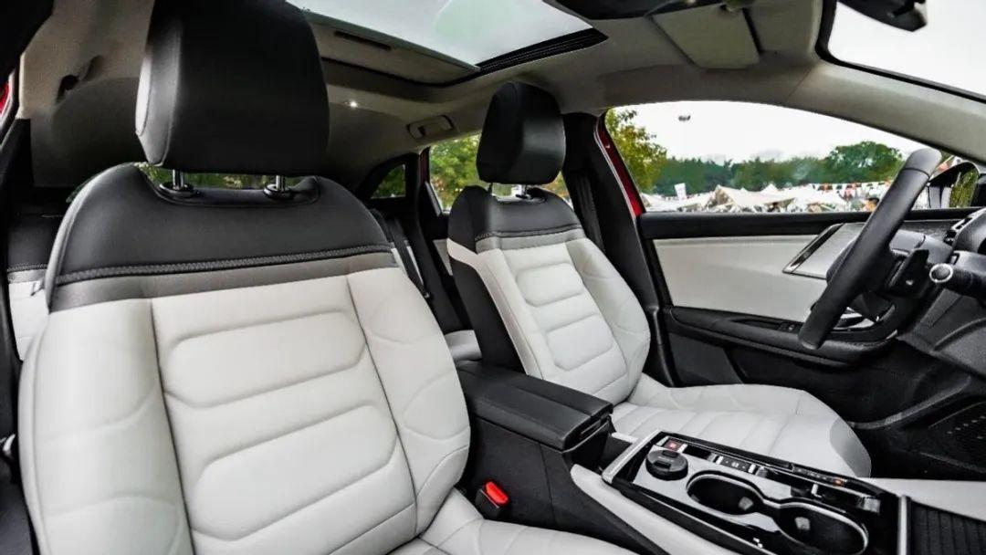 23款凡尔赛c5x各方面怎么样,法系最良心的三款凡尔赛c5x车