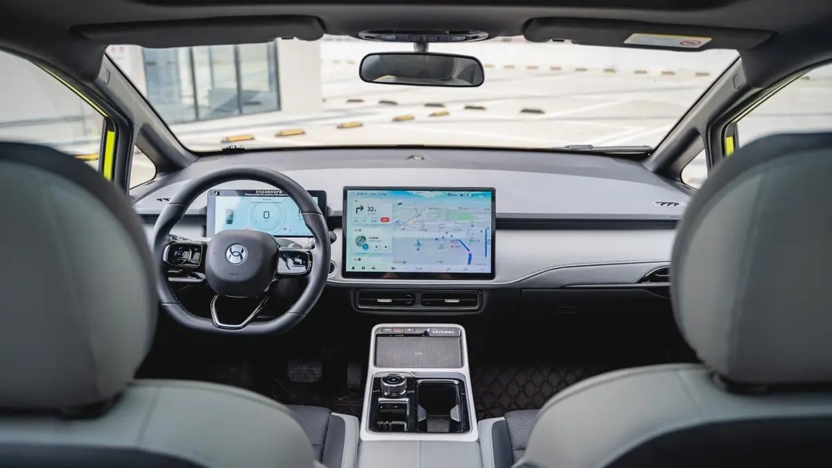 合创z03潮酷版620公里全款多少钱,13.28万起的2022款合创z03怎么选