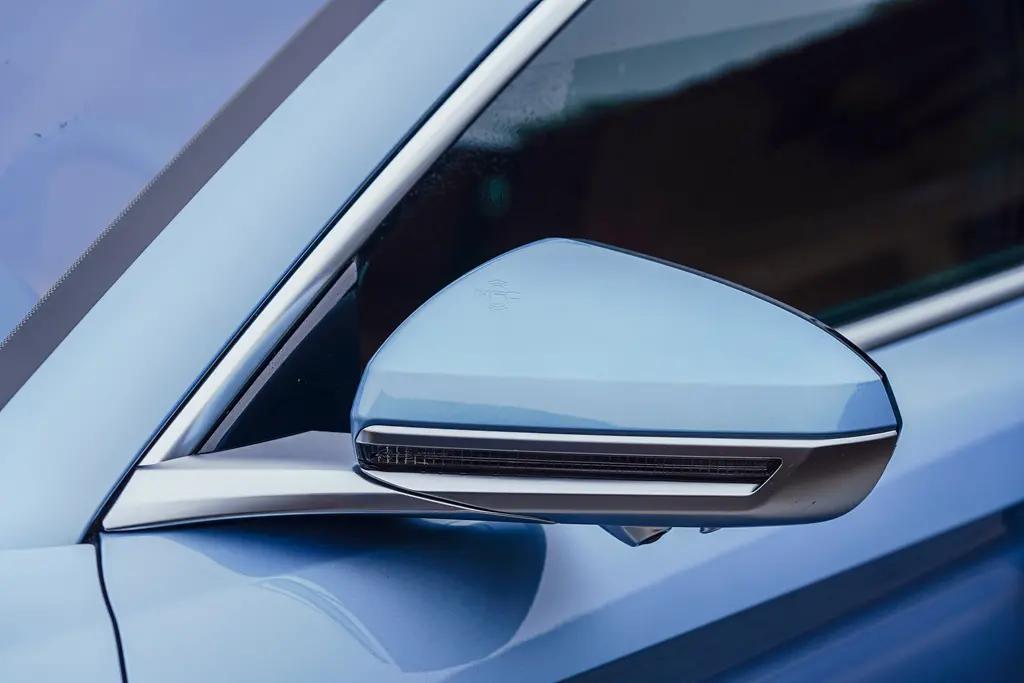 比亚迪汉ev冠军版顶配沉浸式体验,感受中式豪华比亚迪汉ev