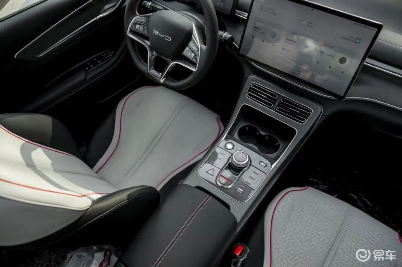 比亚迪秦plusdm-i与驱逐舰05对比,2023比亚迪驱逐舰05尊贵款落地价