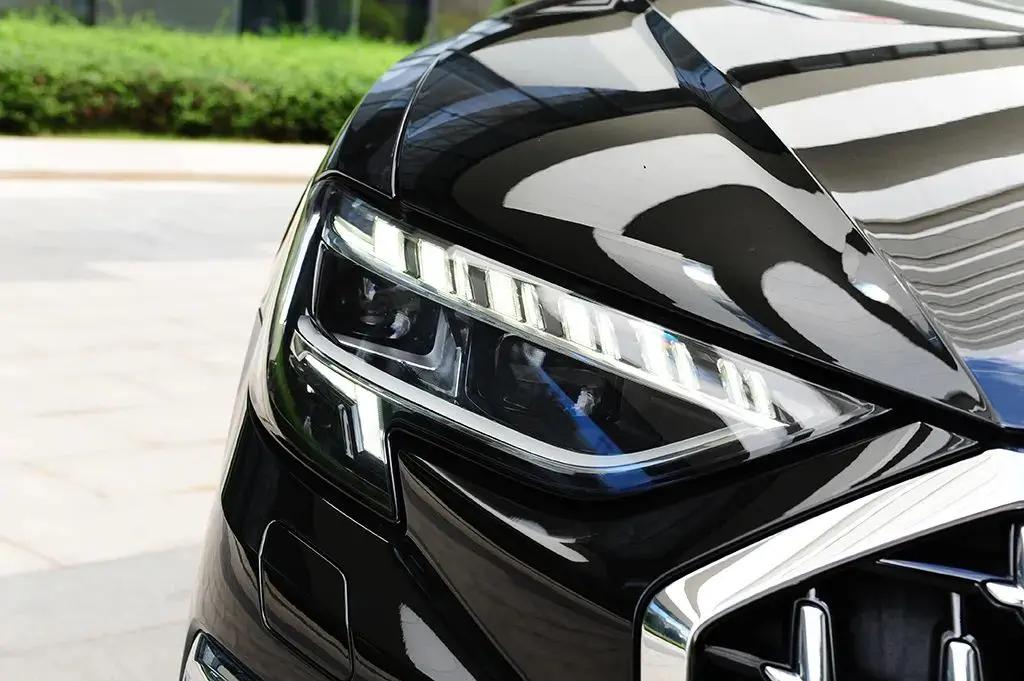 奥迪a8l豪华舒适型,奥迪A8l高级感