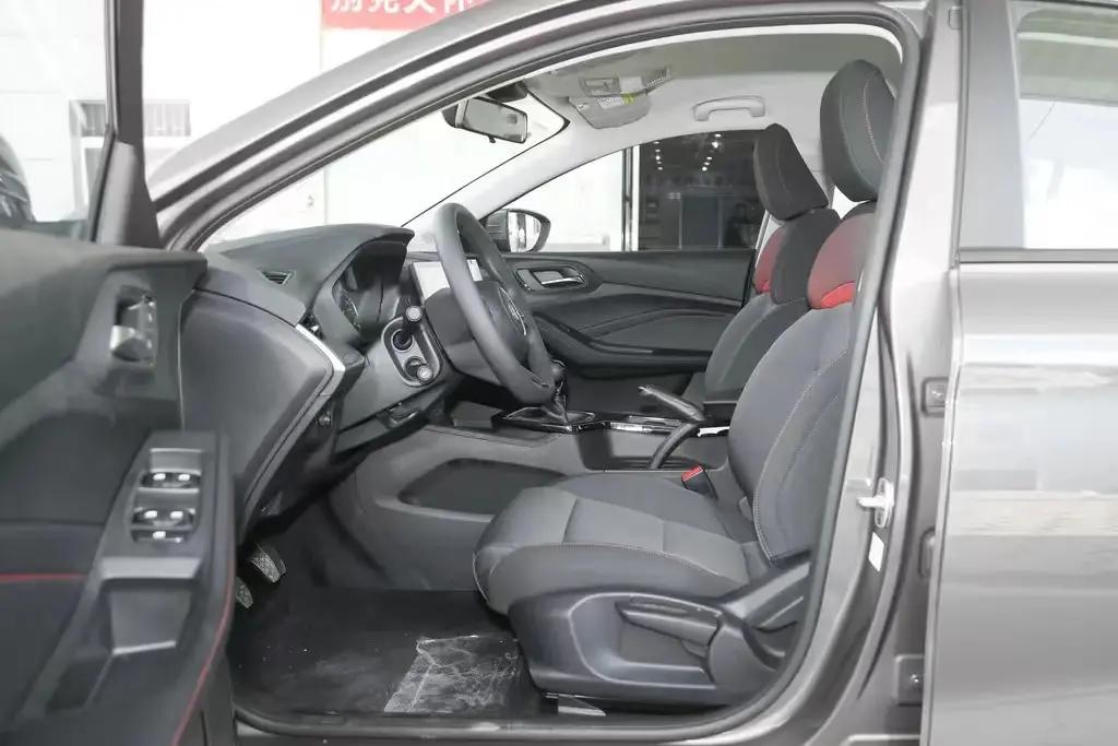 7.69万元起售高性价比家用好车,指导价6.58万