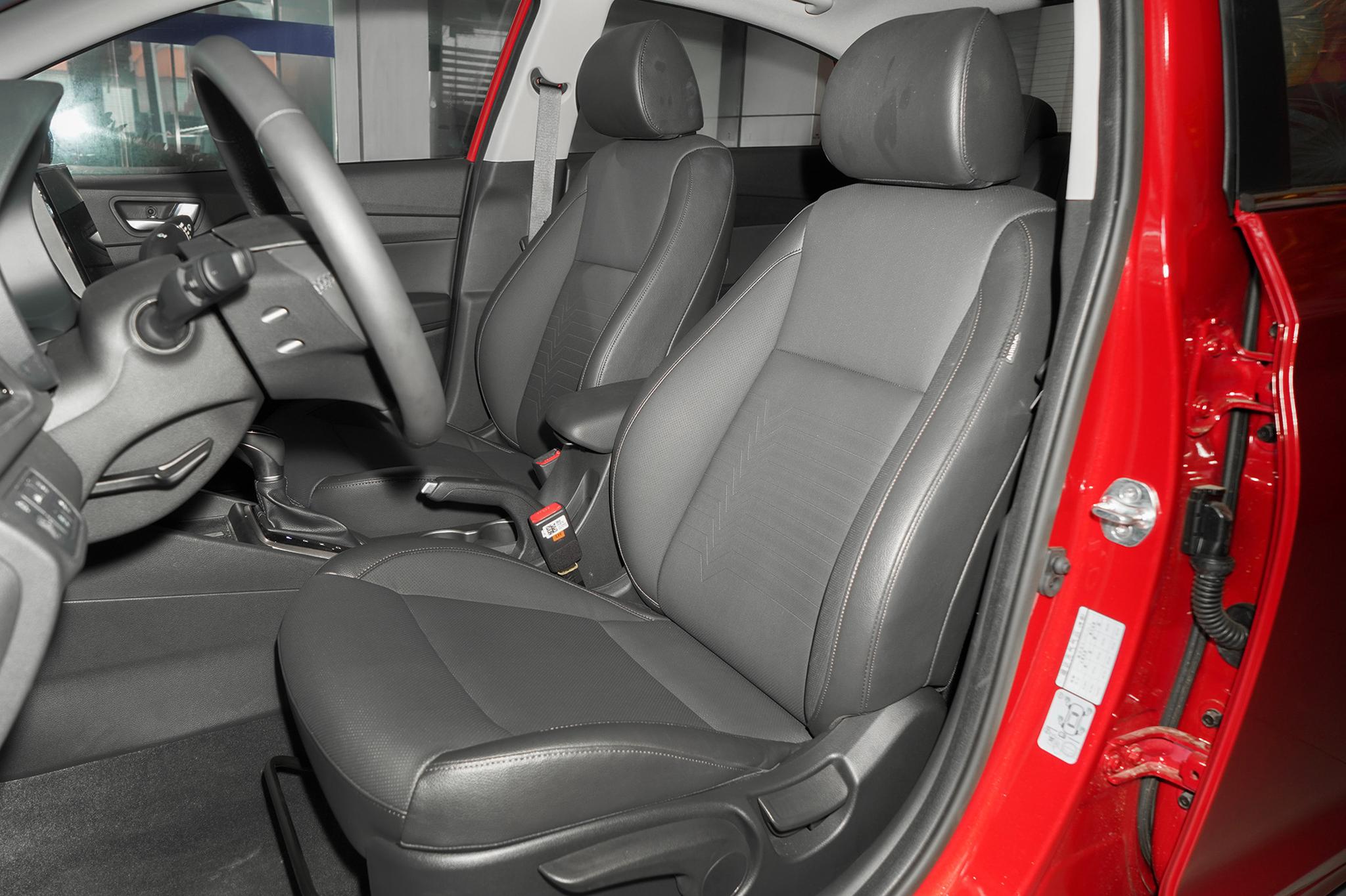 10万内的车买二手还是买全新,10万左右想买辆二手车