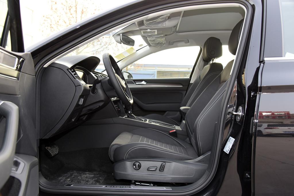 suv专场大促迈腾限时优惠2.50万,武汉迈腾380旗舰版落地价