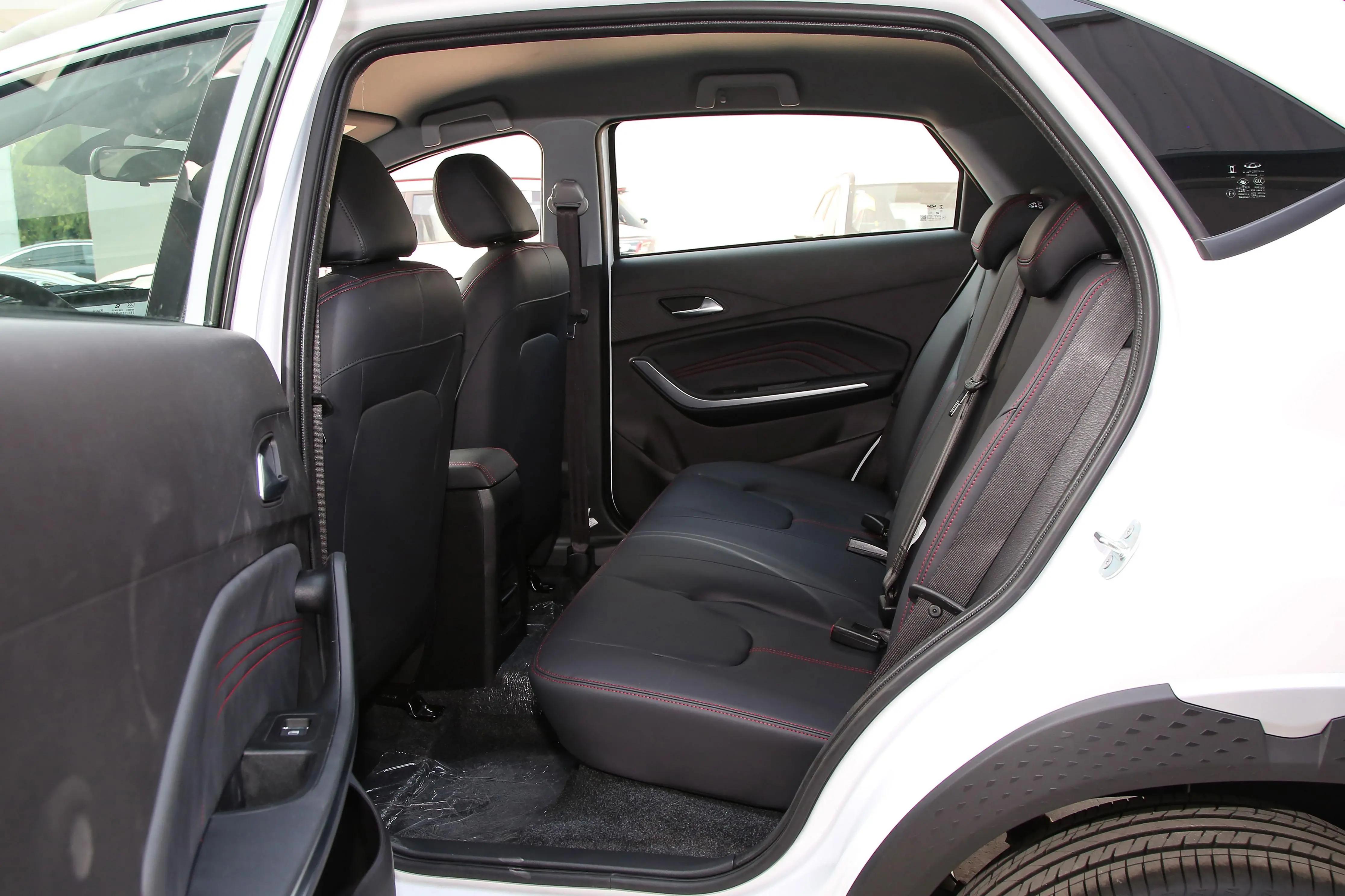 新款瑞虎3x是否值得购买,瑞虎3x2021款钻石版1.5lcvt3克拉版