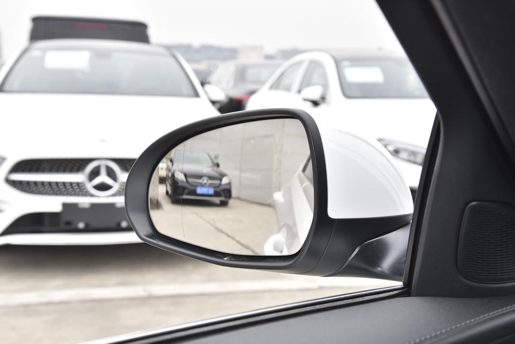 奔驰c级amg2010款油耗,奔驰c级200l运动版油耗