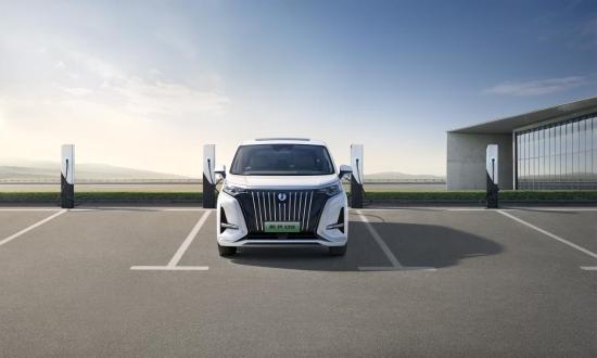 腾势d9970落地价,腾势d9售价32.98版本