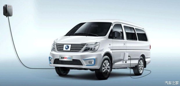 菱智m5ev新能源汽车硬核购车指南,油价5元以下