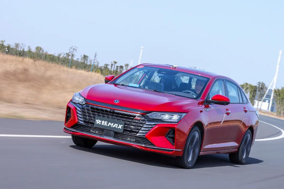 赛道级宽体家轿奕炫max,奕炫6.81百米