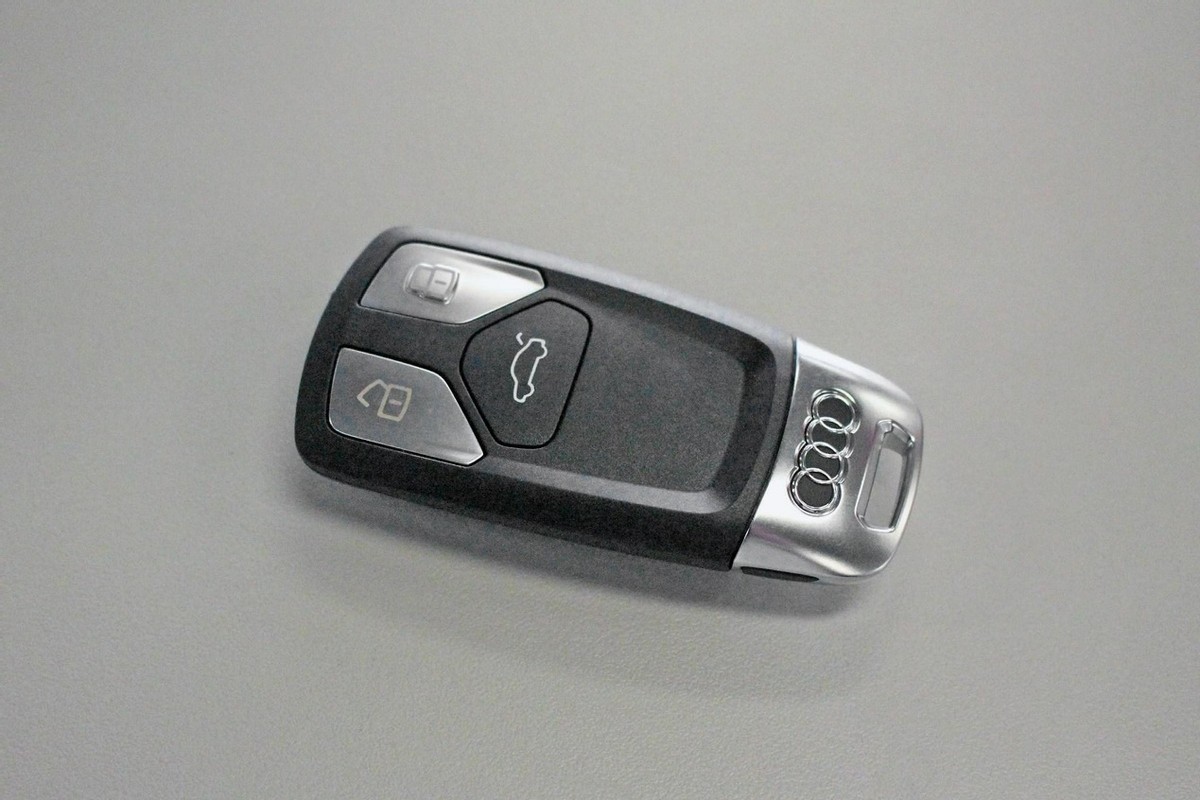 奥迪tt爆改破百,奥迪tt有多拉风