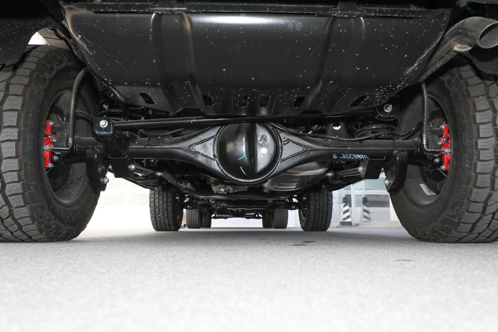 北京bj40环塔冠军版2023款停产了吗,bj402023和2024版的区别