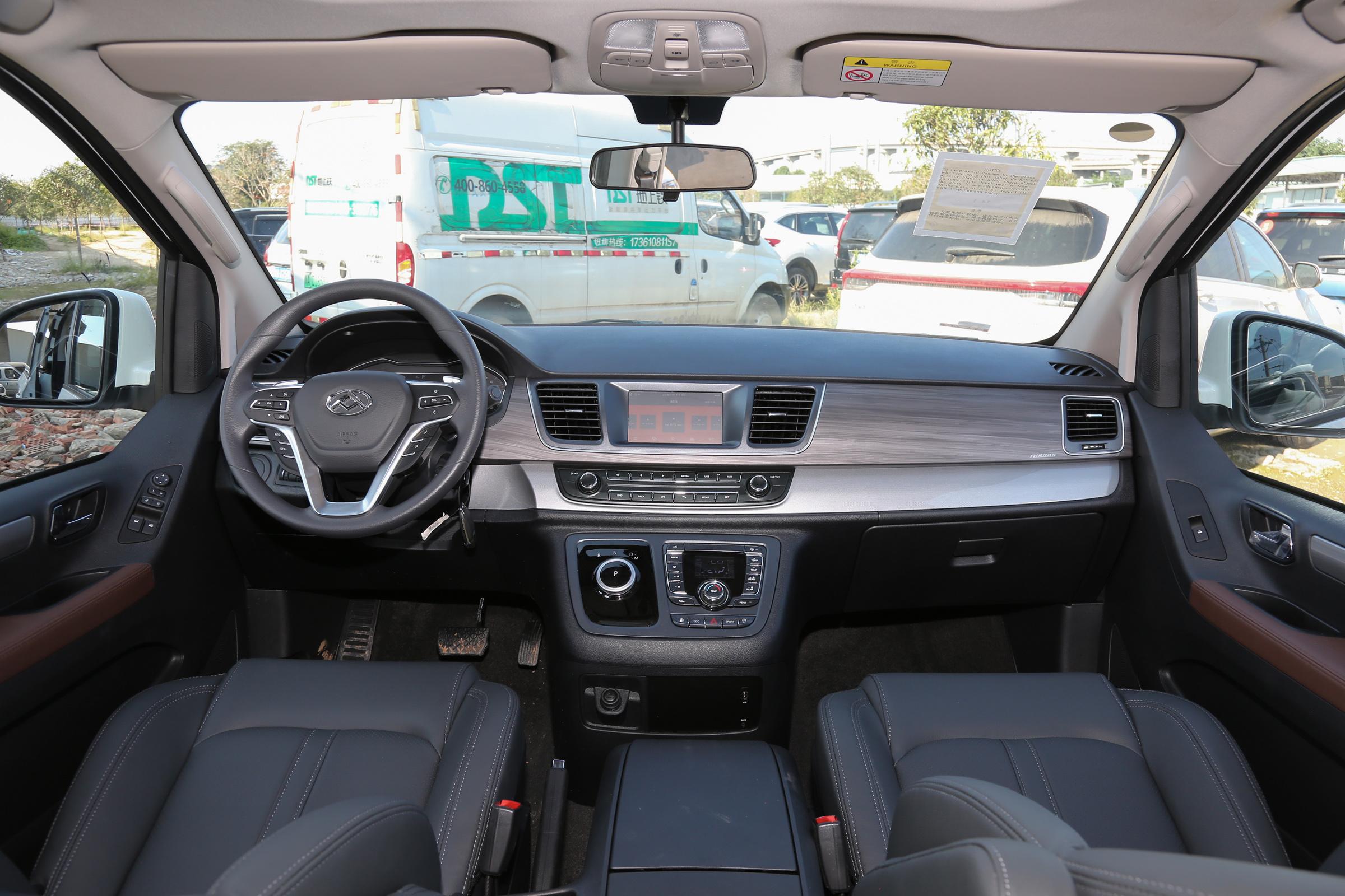 定位家用的mpv,中型mpv是怎样定位的