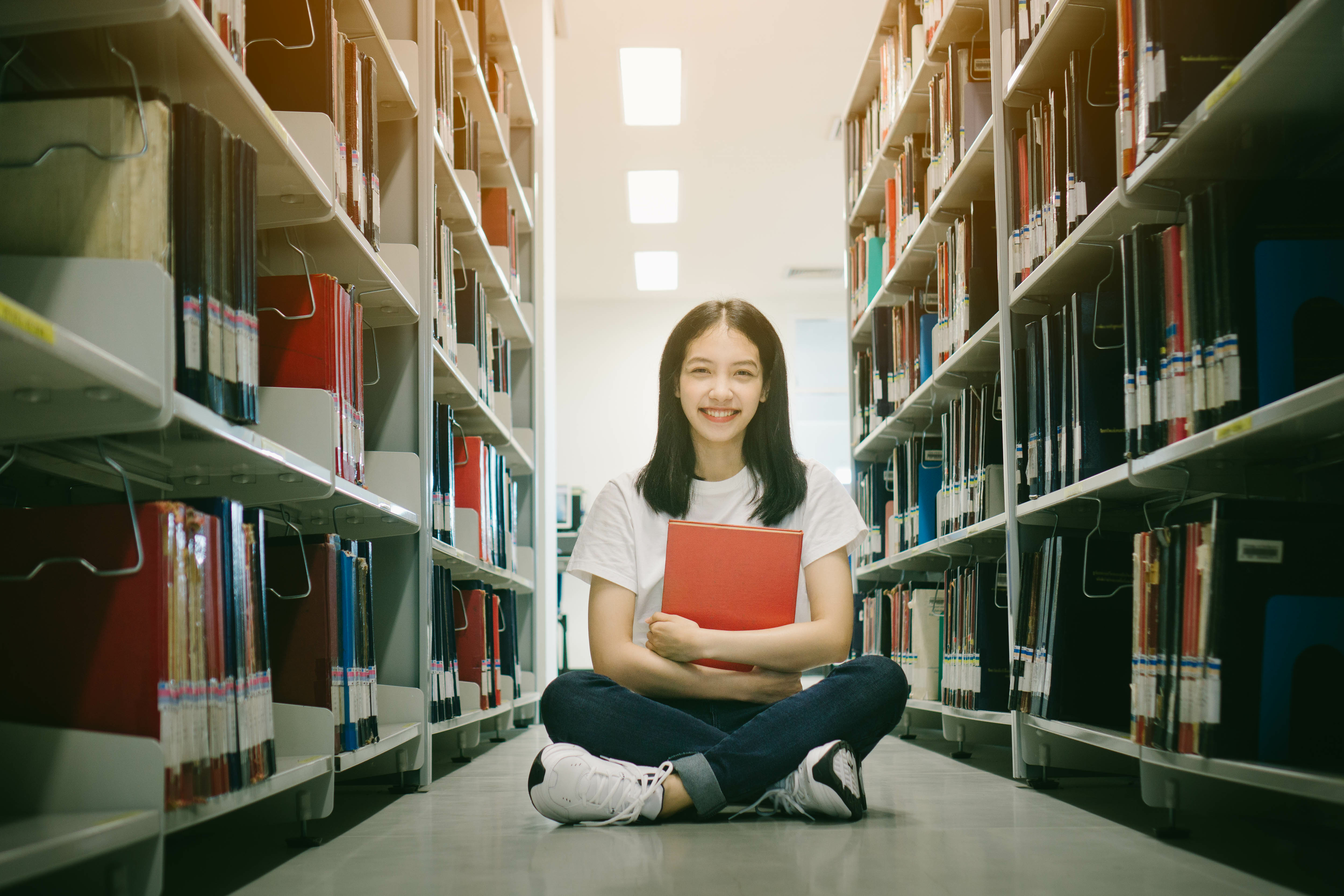 脚踏两条船，早晚会翻船！贾瑞逛*楼青**败露，惨遭毒害