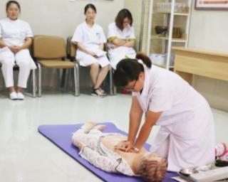 男子预谋杀害妻子不成,男子预谋杀害女子案件