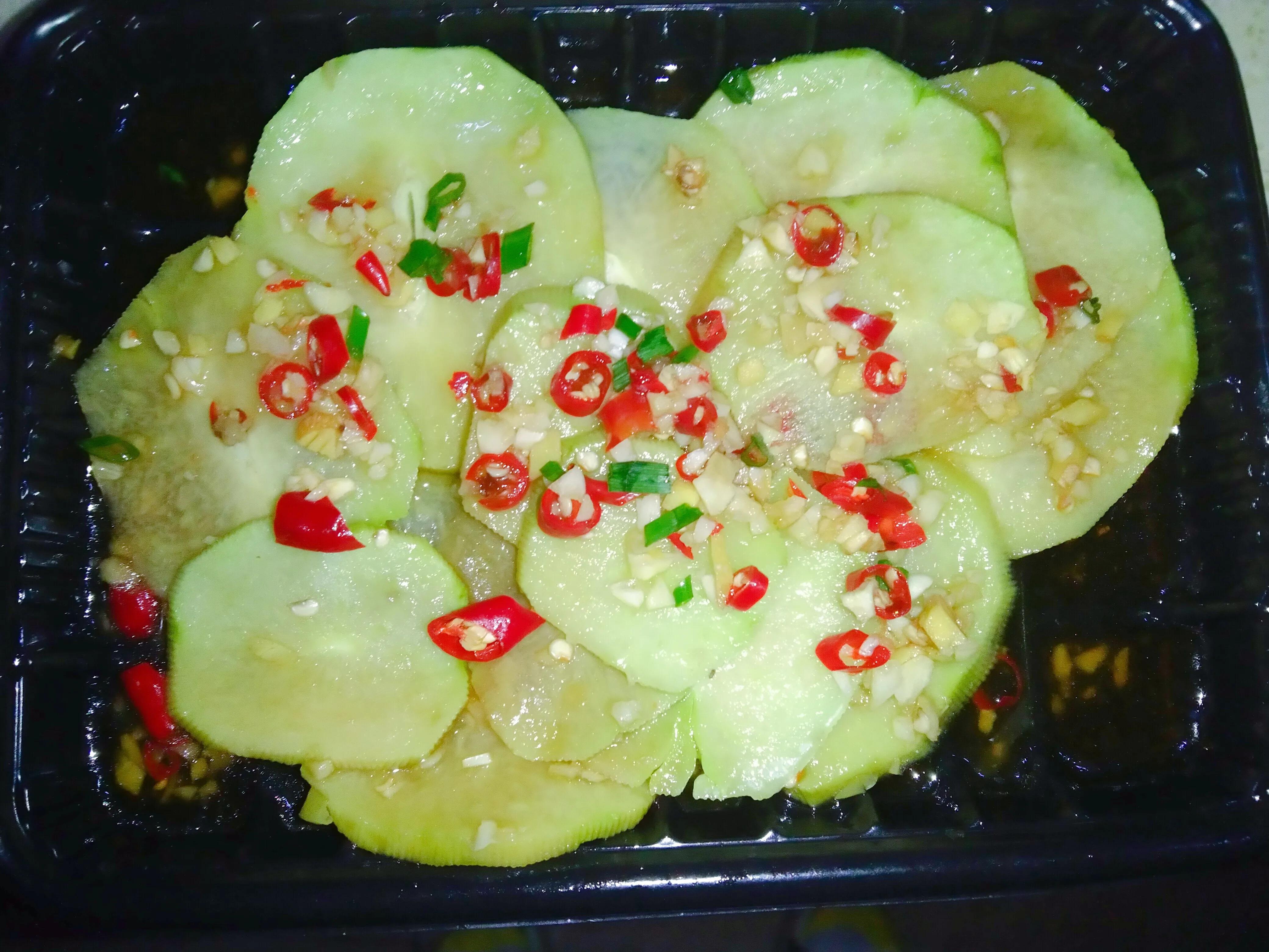 佛手瓜能不能和皮蛋一起吃,佛手瓜还能和皮蛋同吃