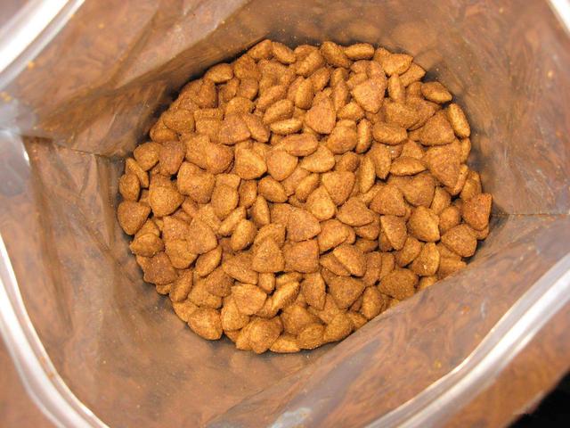 狗狗的食盐摄入量,狗狗每天摄入多少食盐合适