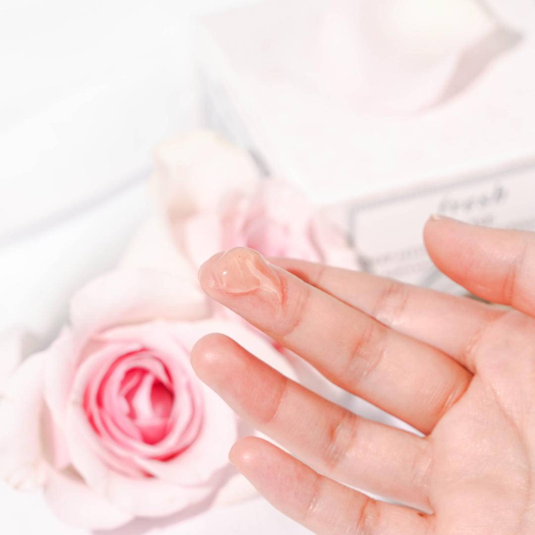 为什么同样的面膜有的人干得快,为什么美容院敷面膜效果好呢