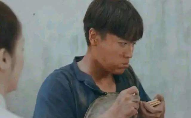 为什么小娘惹中的月娘特讨厌,小娘惹为什么月娘不说话了