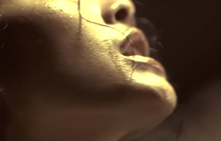 豆瓣7.5《恶魔的艺术2：邪降》：伏笔很深的泰国恐怖片