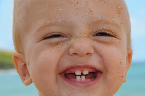 七岁小孩长牙会引起发烧吗,长牙会引起发烧吗