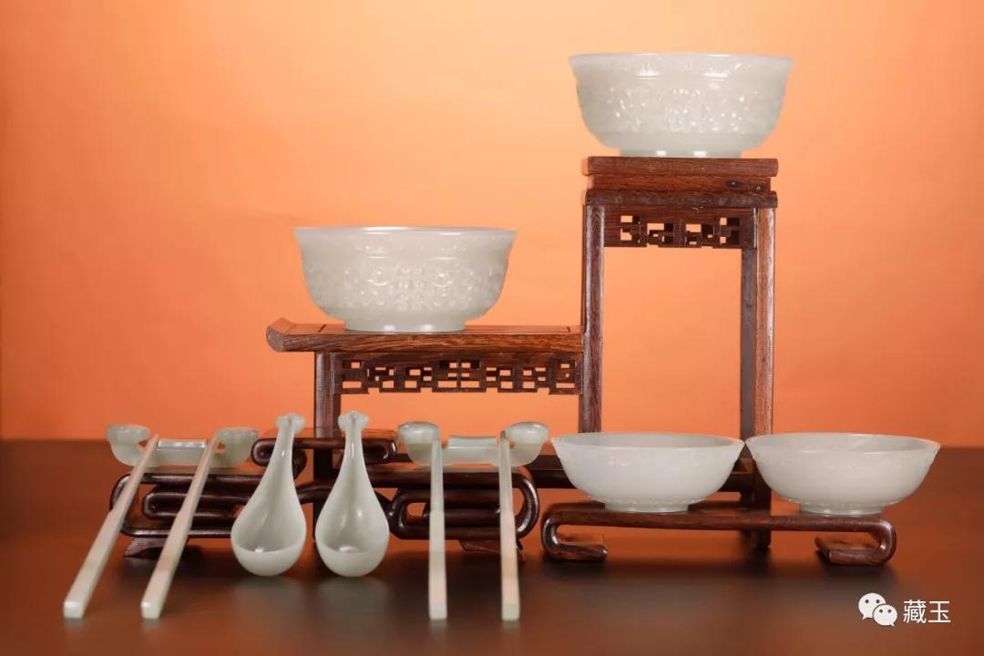 玩和田玉原石的好处,玩玉能让我们的内心更清静