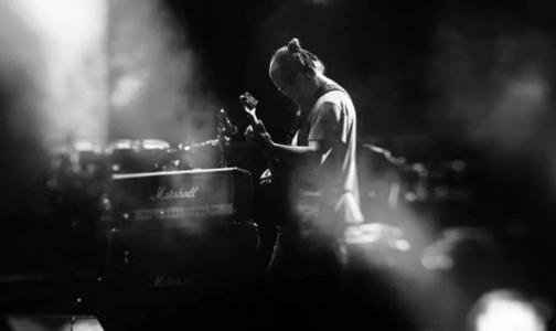 窦唯和王菲有什么关系,窦唯凭什么迷倒天后