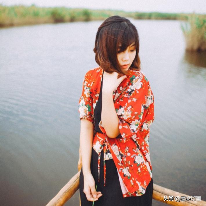 怎样拍女生侧脸教程,女生侧脸怎么拍才好看霸气