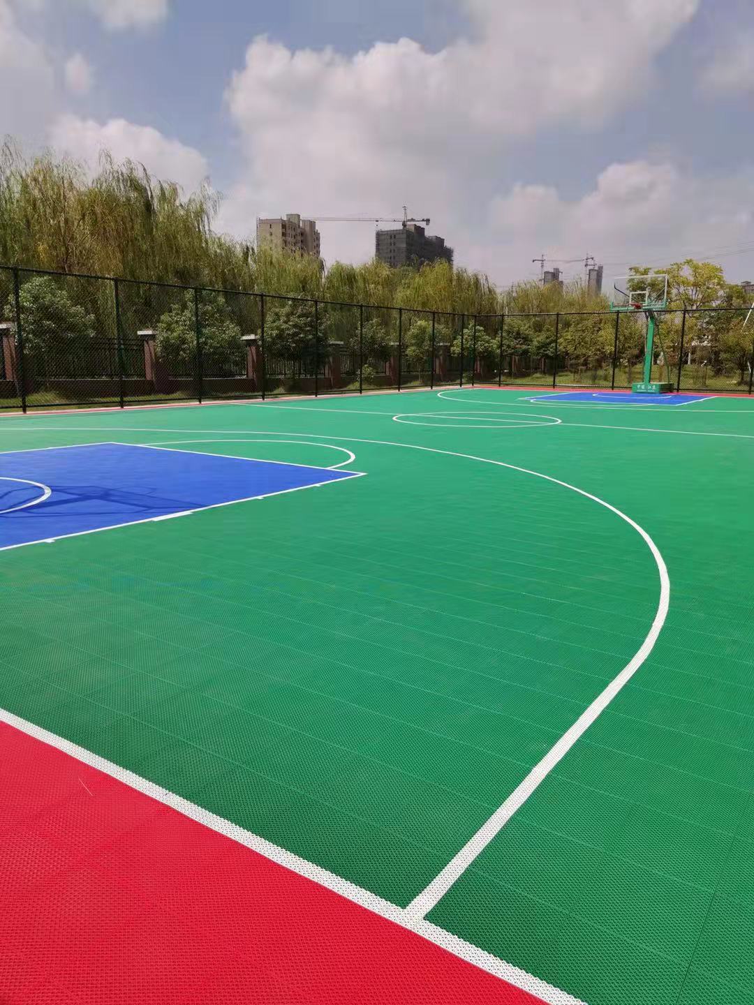 篮球场用悬浮地板的缺点,篮球场悬浮地板怎么样