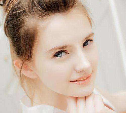 被人说脸大该怎么幽默回答,一招教你解决脸大