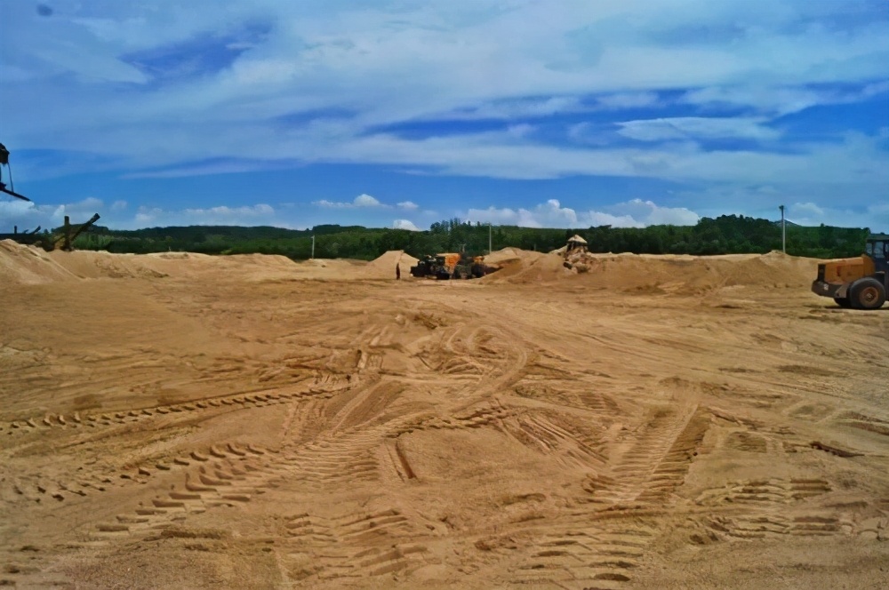 全球沙荒来袭,东南亚各国“坐地起价”,200亿吨需求如何*局破**