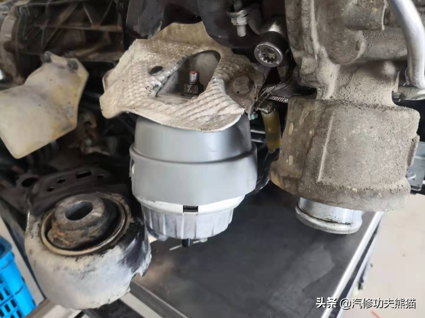 奥迪a6l烧机油1000公里烧多少正常,老a6l烧机油严重