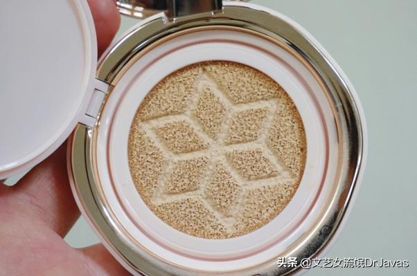 气垫卡粉,气垫太干了卡粉怎么办