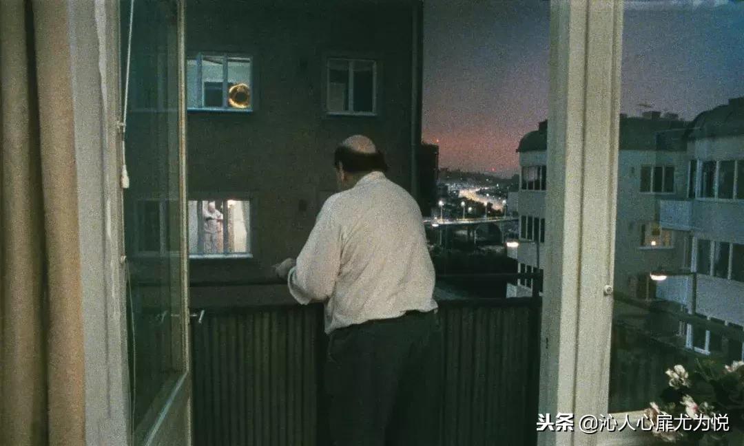 荷兰人为什么不爱拉窗帘？