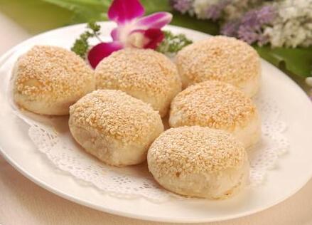 传统小吃黄桥烧饼名声在外,黄桥烧饼传统小吃