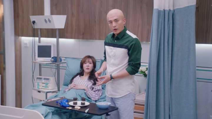 爱情公寓5美嘉子乔第1次相遇,爱情公寓5子乔描述生孩子的感觉