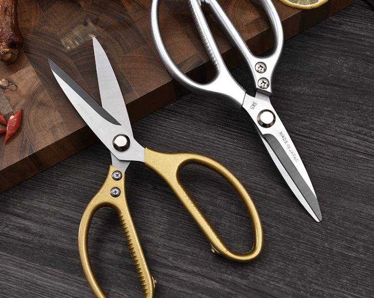 比菜刀锋利的剪刀,比剃须刀还锋利的菜刀