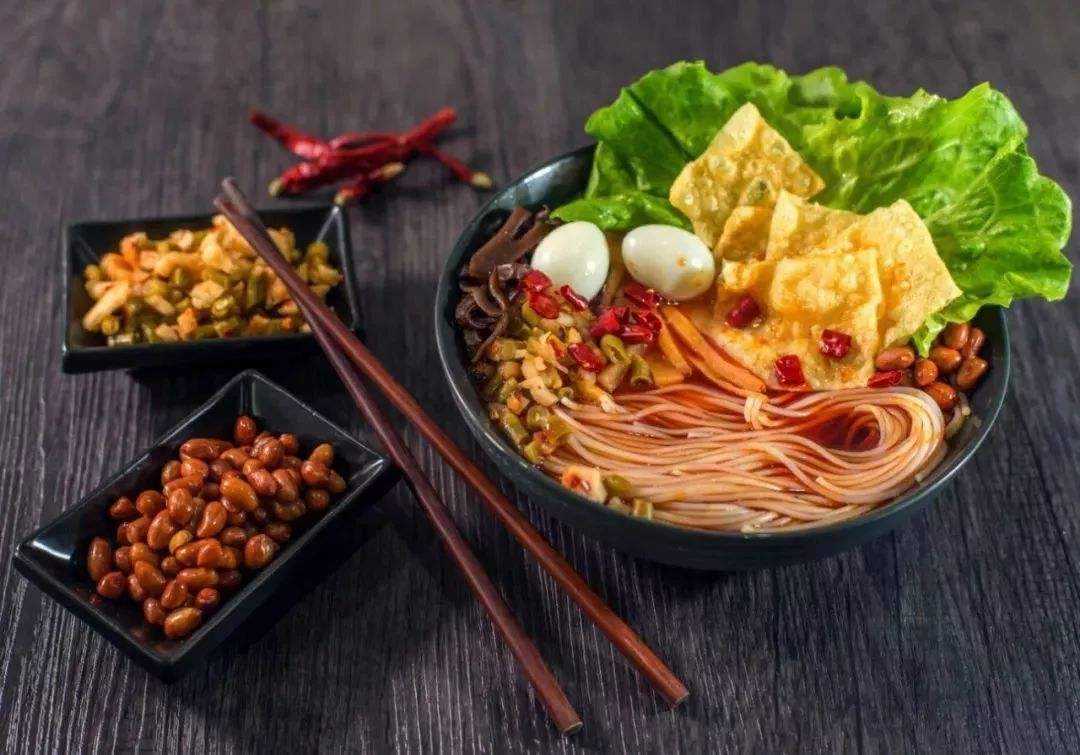 传说中的柳州螺蛳粉,特色小吃正宗柳州螺蛳粉