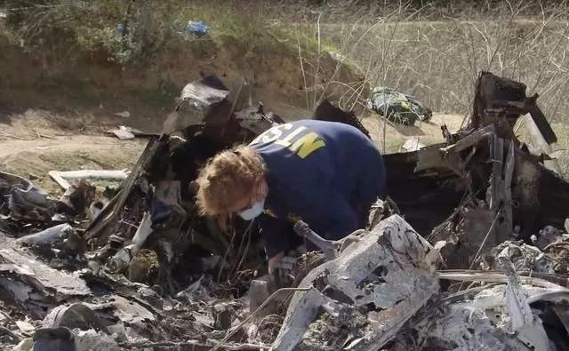 她与巨星19年的婚姻：出轨、争议、甜蜜与永别