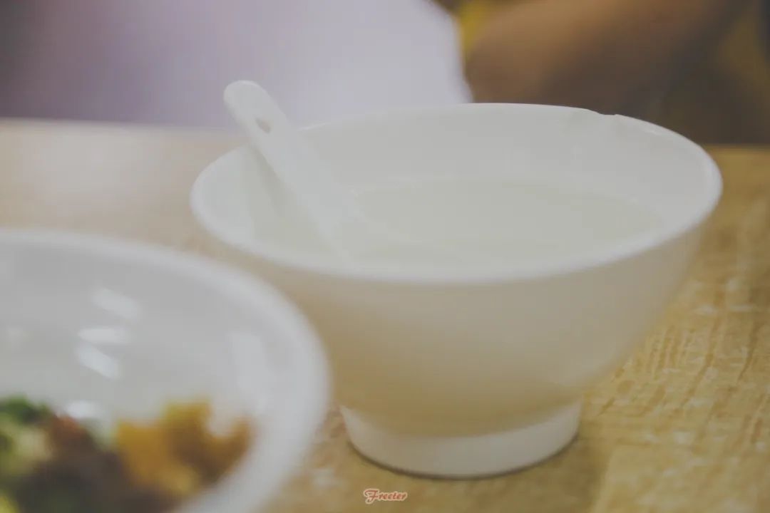 这碗粉说不上哪里好，但就是谁也替代不了...