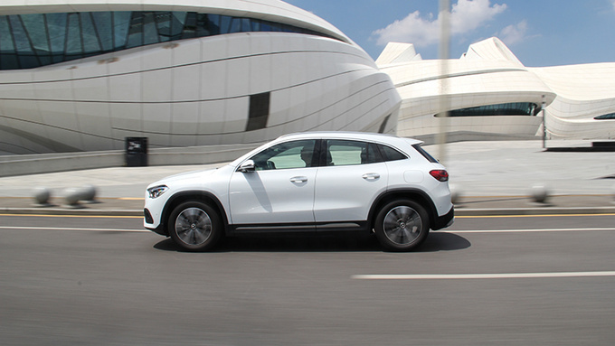 奔驰gla200百公里加速,奔驰gla200排量多大