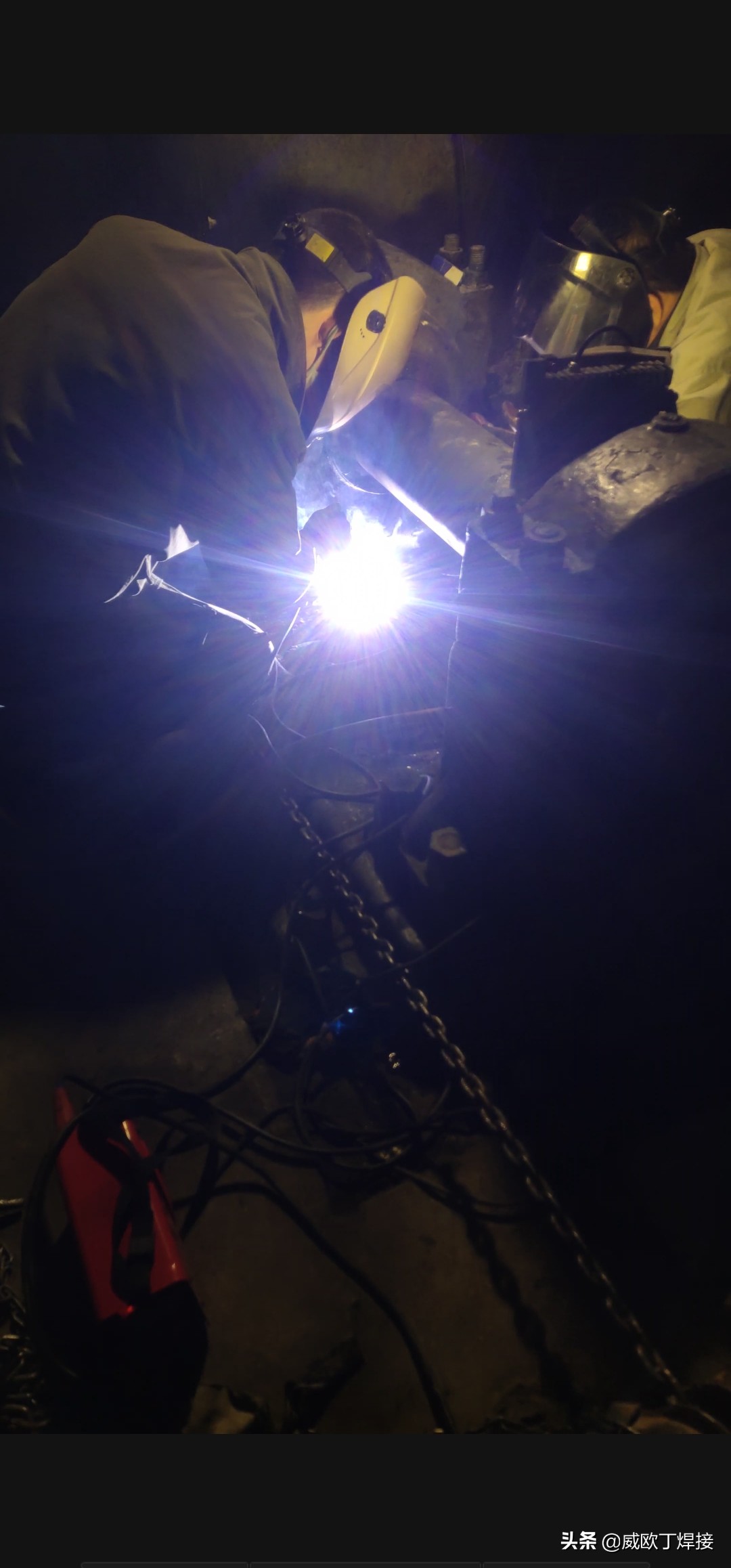 铸铁电机底座断裂,铸铁机械开裂修复