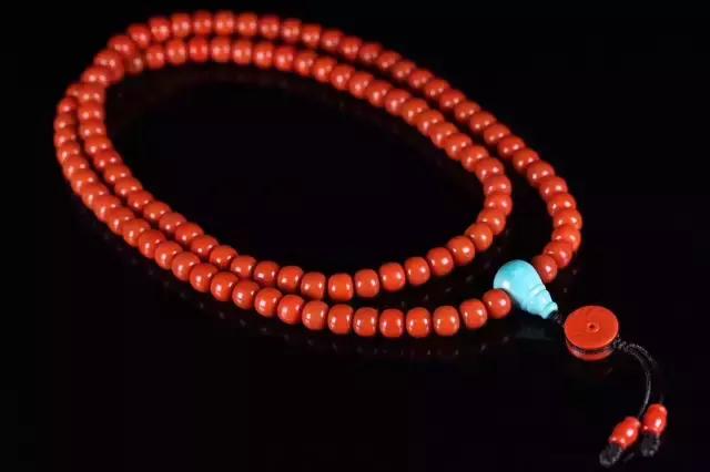 男人戴南红是不是娘,男生戴南红图文