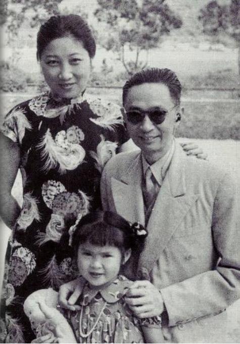 传奇影后萧芳芳：被张国荣奉为女神，甩掉谢贤，她有多厉害？