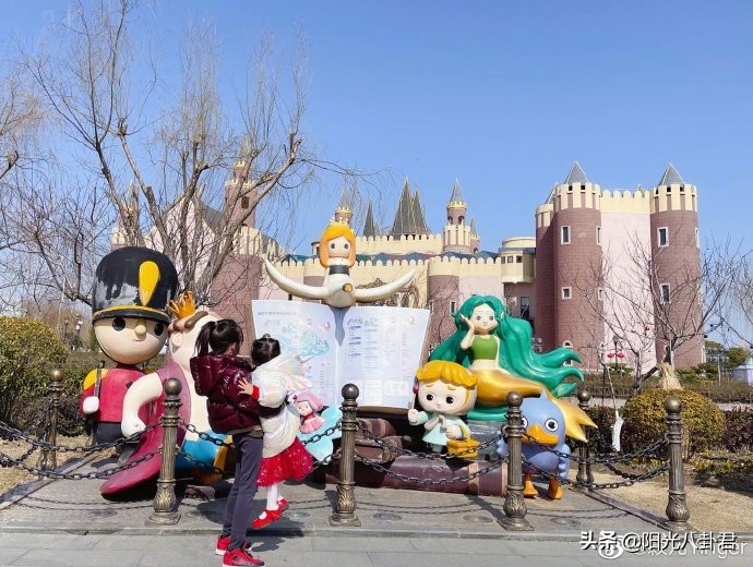 颖儿晒娃,颖儿小月亮正面照