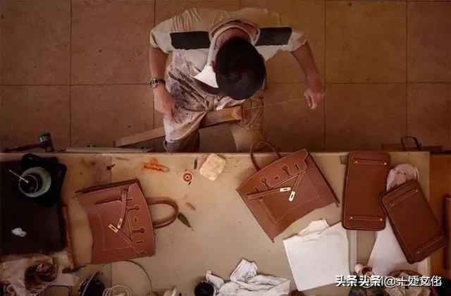 奢侈品包包成本不足卖价十分之一,凭啥卖得这么贵?
