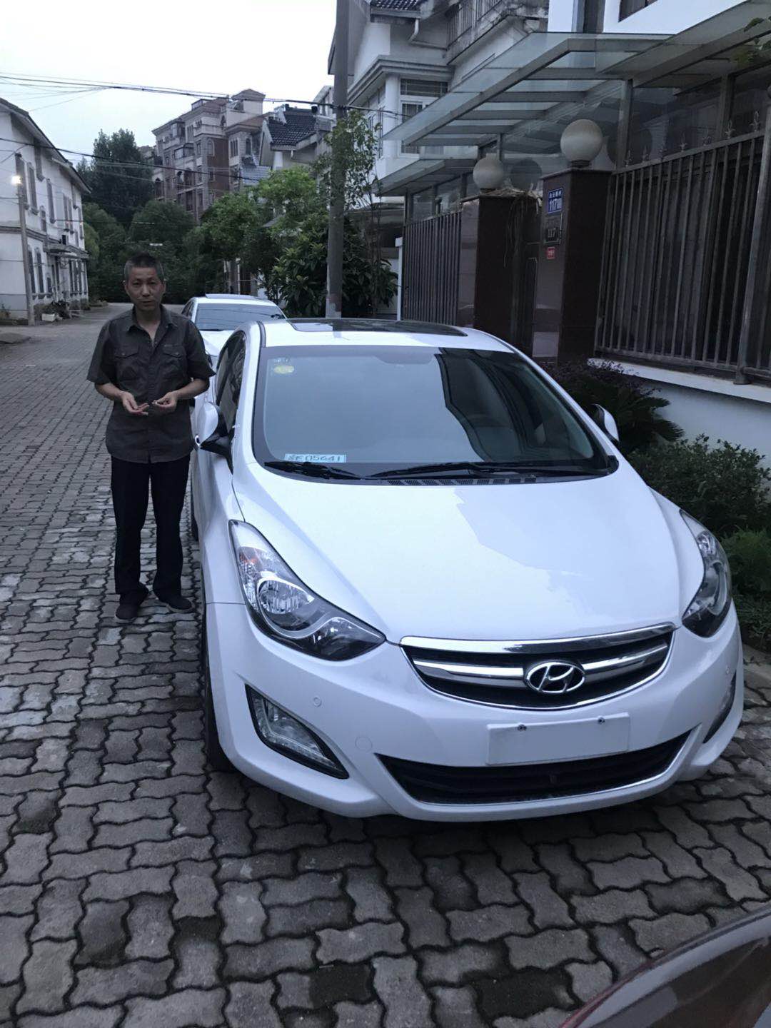 一失手买个大众赔了1万多。。。。伤透了心